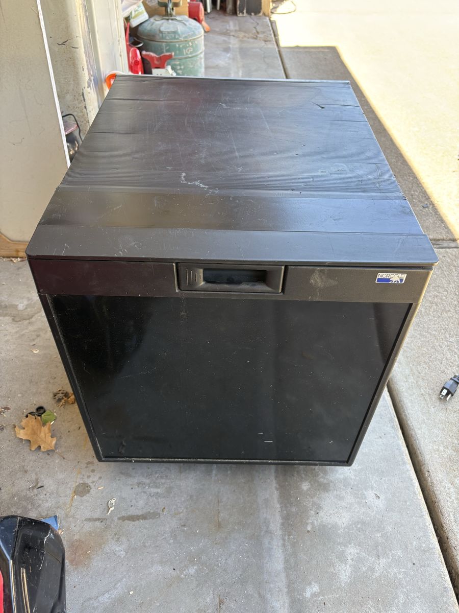Norcold 2.7 cf RV Refrigerator