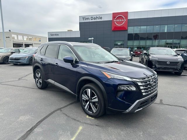 2025 Nissan Rogue SL