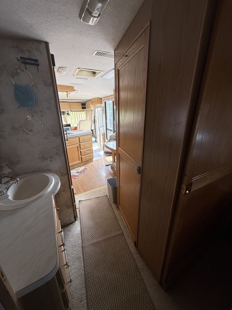Main image 9