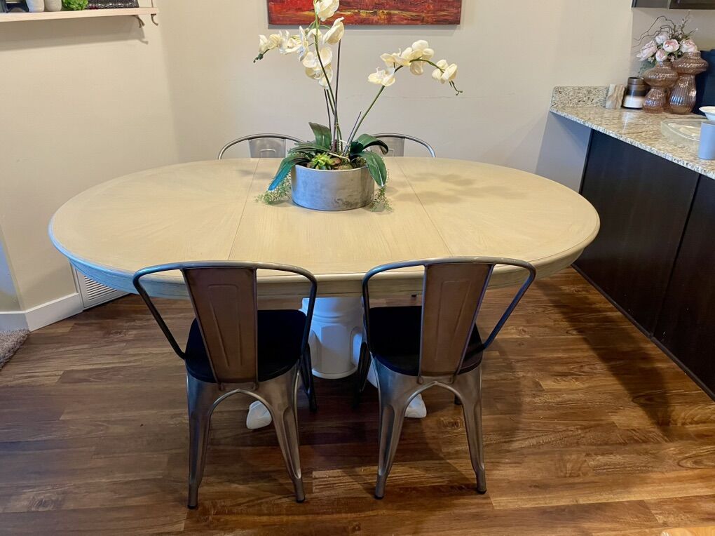 Farmhouse Dining Table Set With Four Chairs