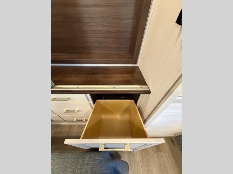 Main image 22