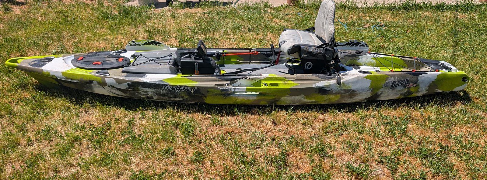Feelfree Lure 13.5 Fishing Kayak