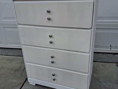 real wood white 4 drawers dresser