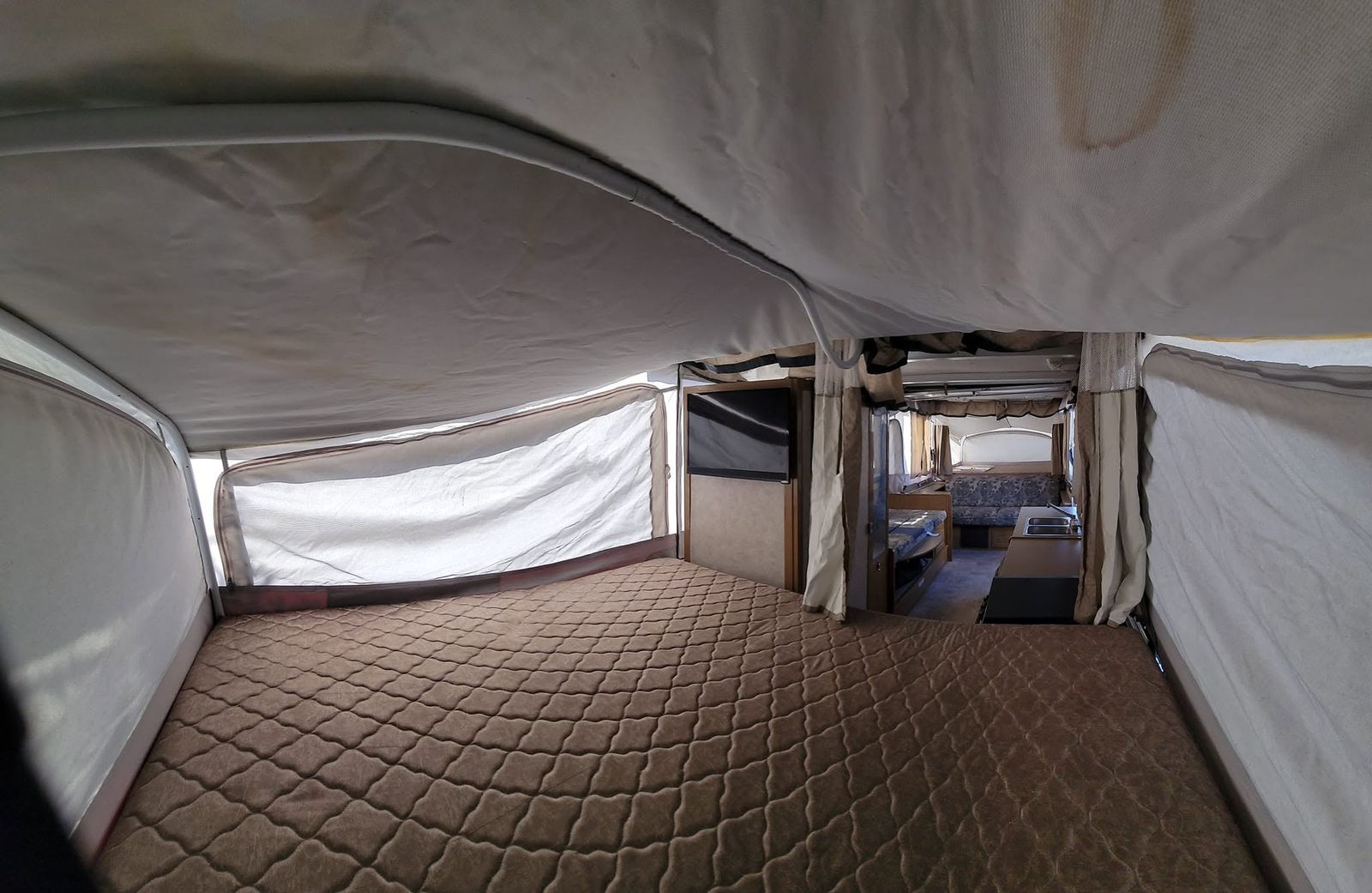 Main image 37