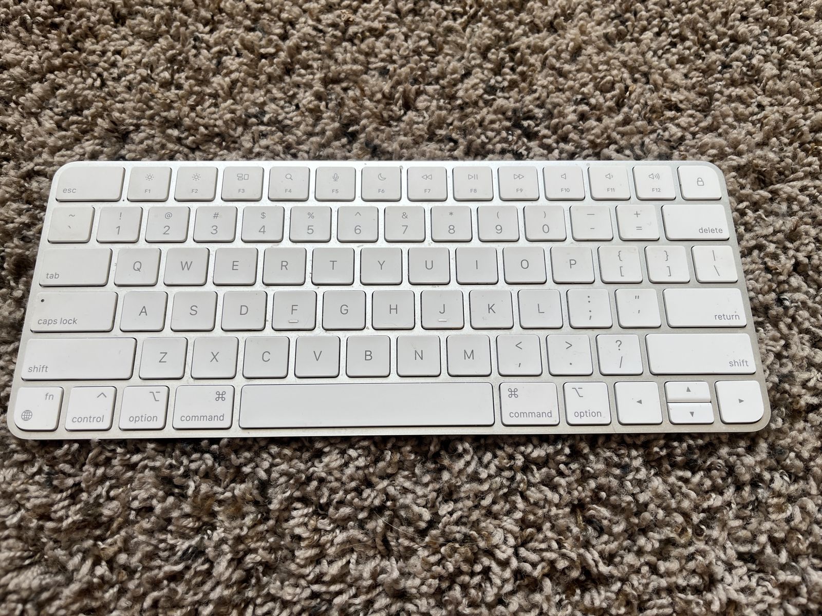 Apple Magic Keyboard A1644 - Bluetooth Wireless - Used