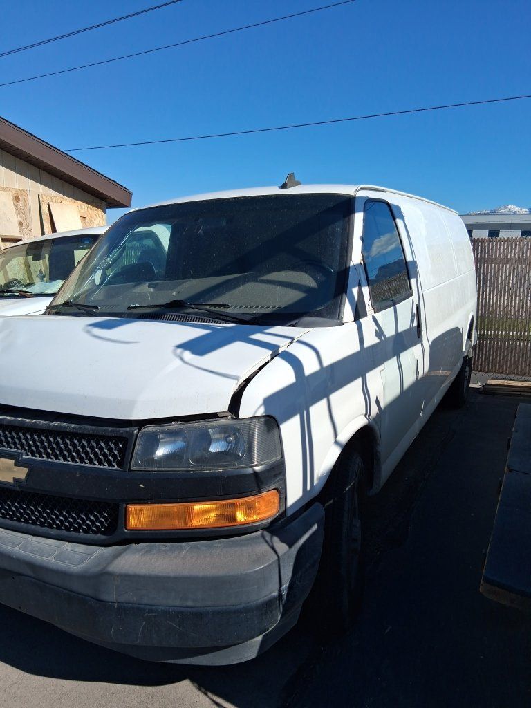 2017 cevy cargo van. only 75k miles