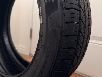 Bridgestone Turanza 17" All-Season Car Tire - 215/55R17 98V (New)