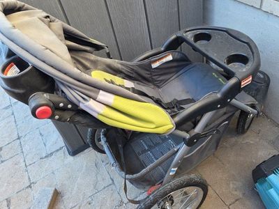 jogging stroller