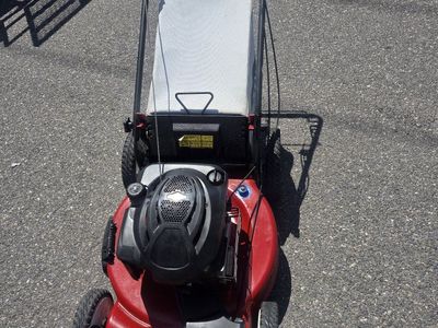 Toro 22" Self propelled lawn mower