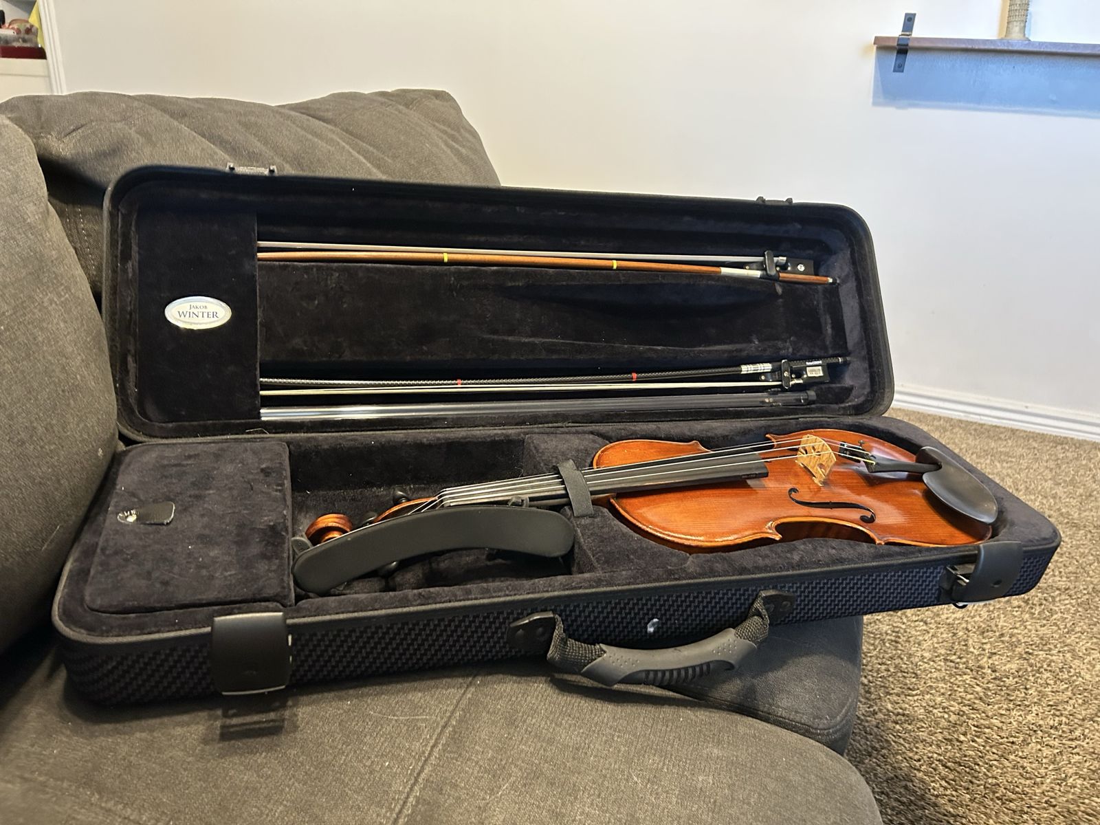 4/4 Easton Violin