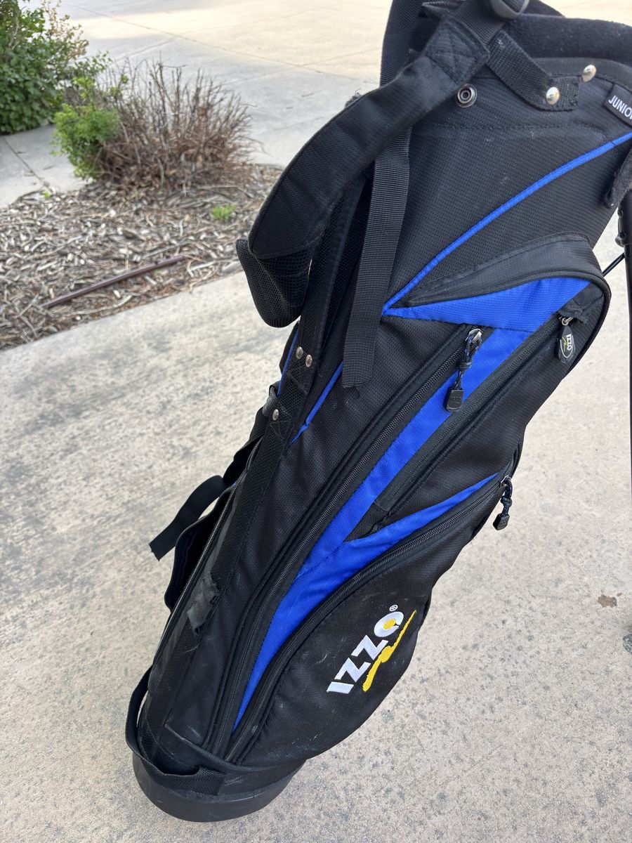 IZZO Junior Z Golf Bag with automatic stand