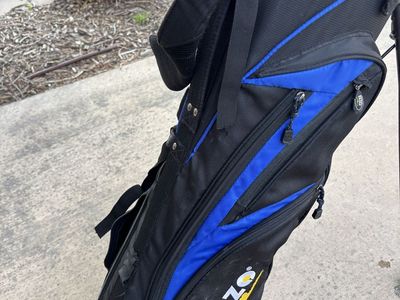 IZZO Junior Z Golf Bag with automatic stand