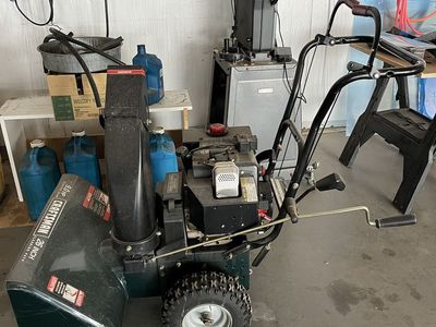 Craftsman 9.0 HP 26-inch Gas Snow Blower - Works Great!