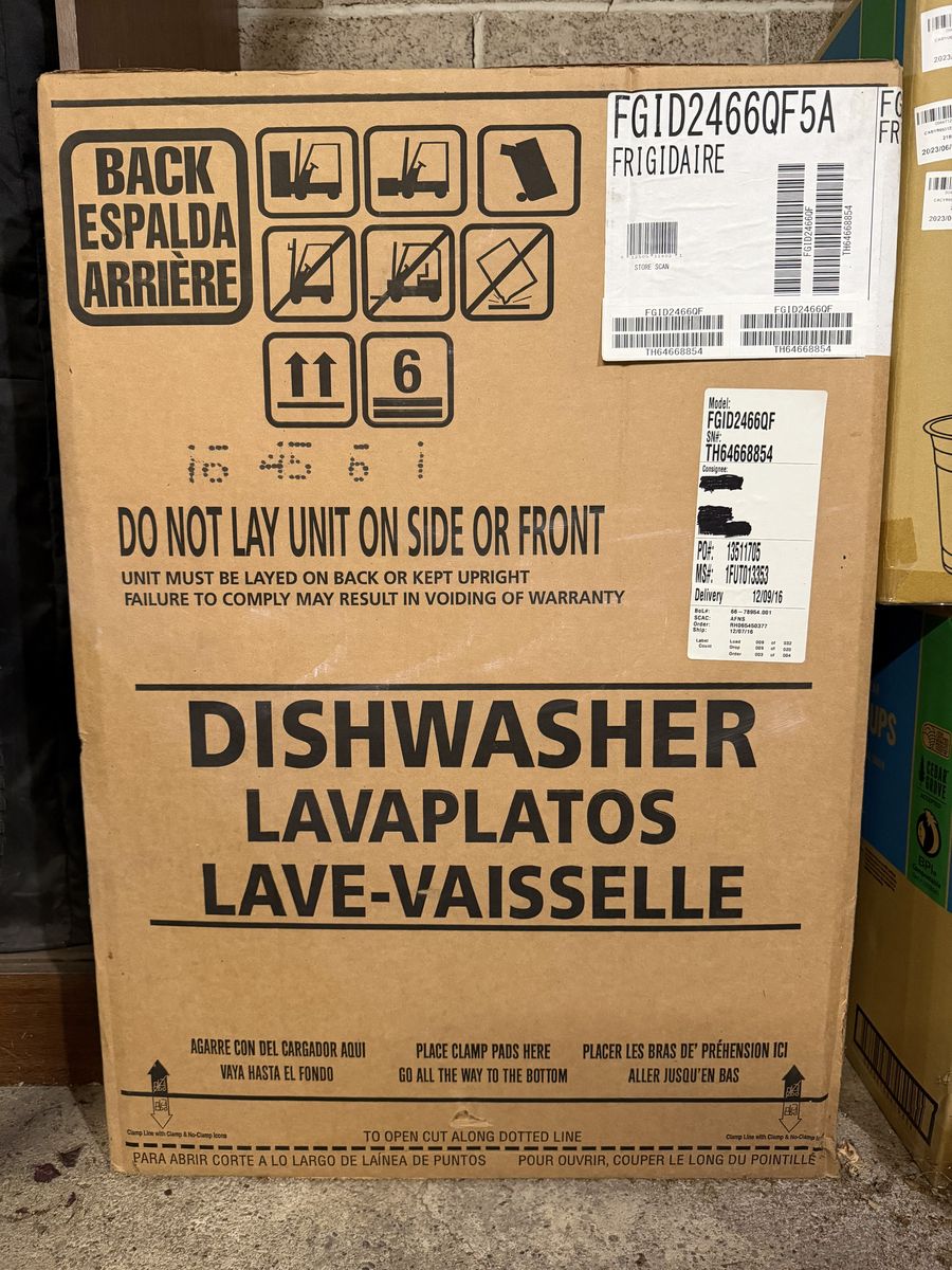 Matching brand-new Frigidire Gallery dishwasher & microwave - Still Sealed!