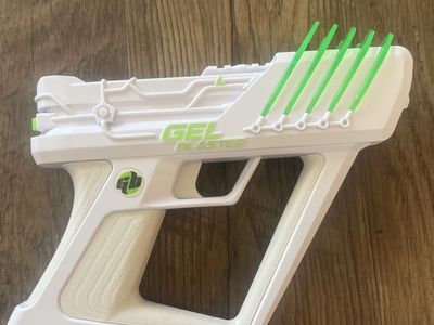 Gel blaster surge gun