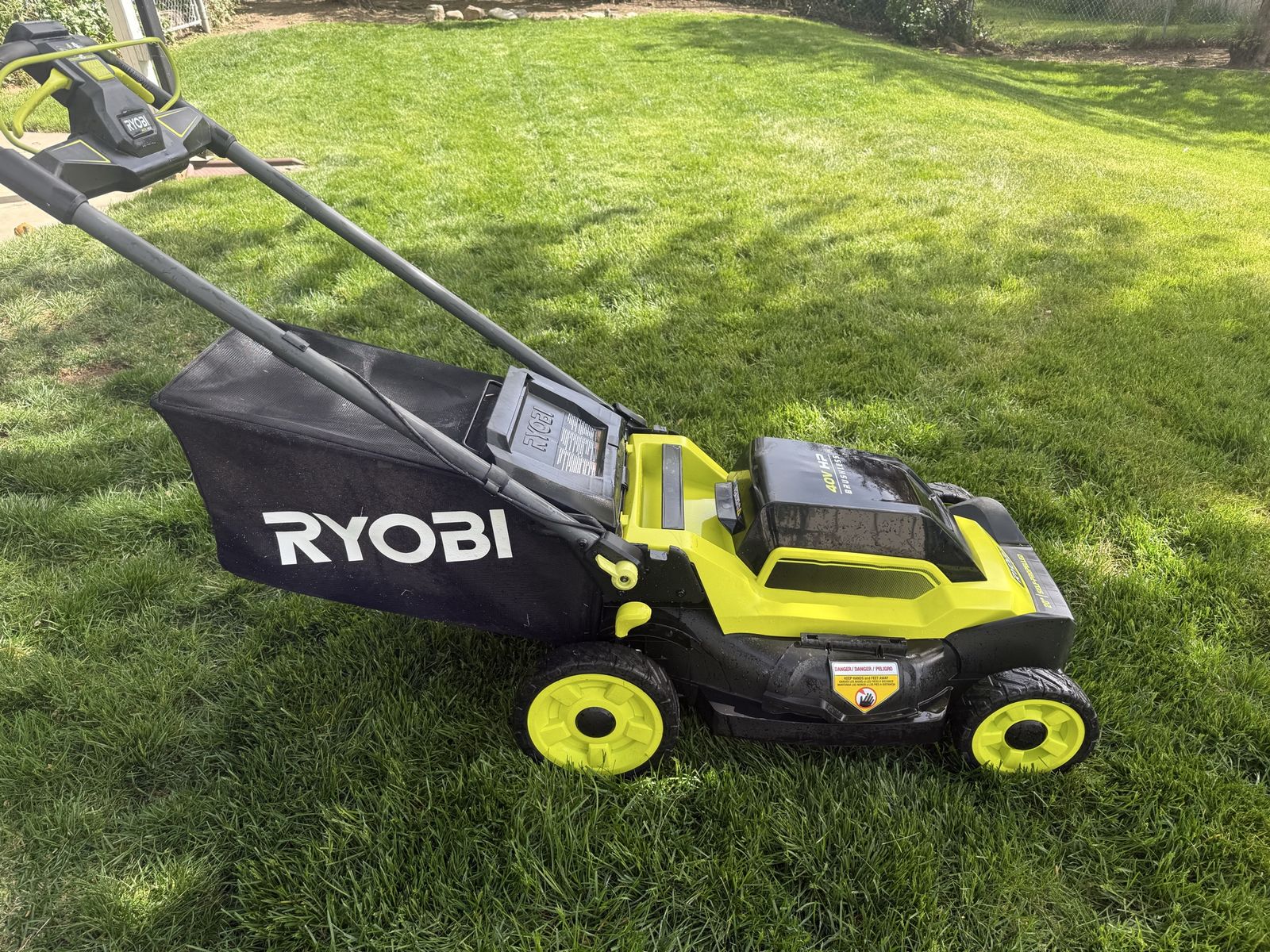 RYOBI Electric Self Propelled Lawn Mower