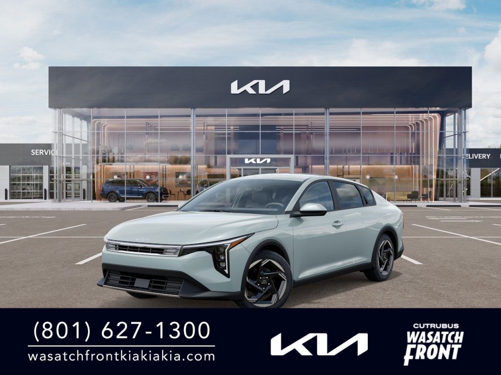 2025 Kia K4 EX