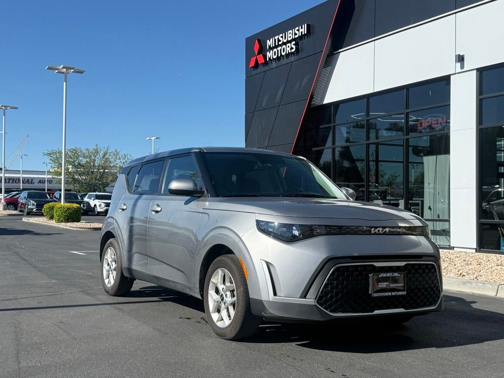 2024 Kia Soul LX