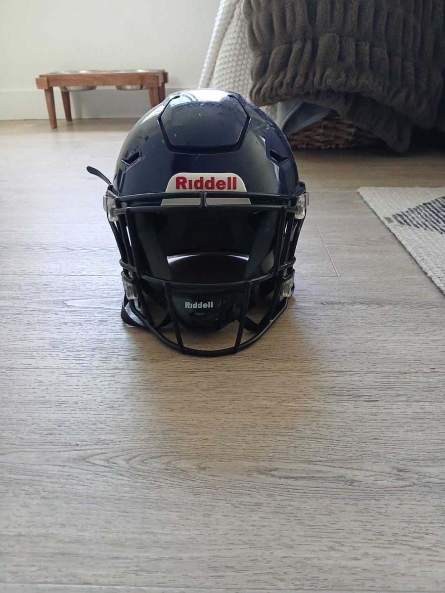 Speed flex football helmet