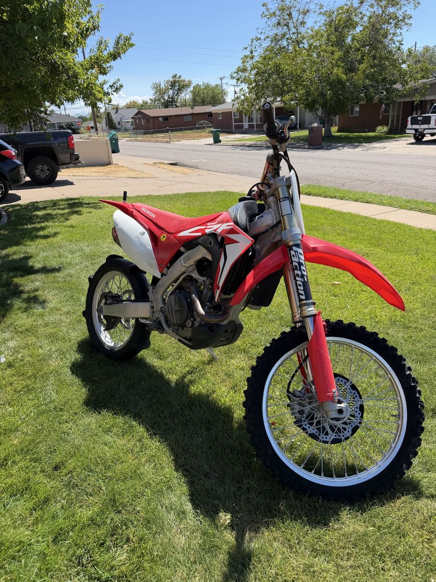 2017 CRF 450 RX 