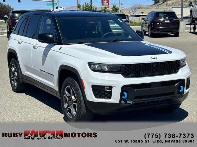 2022 Jeep Grand Cherokee Trailhawk 4xe