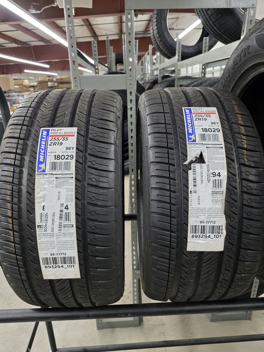 Michelin Pilot Sport All Seaons 4's