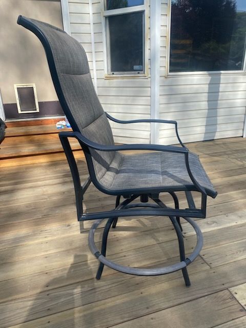Main image 4