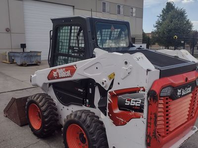 2021 Bobcat S62 skid steer compact loader