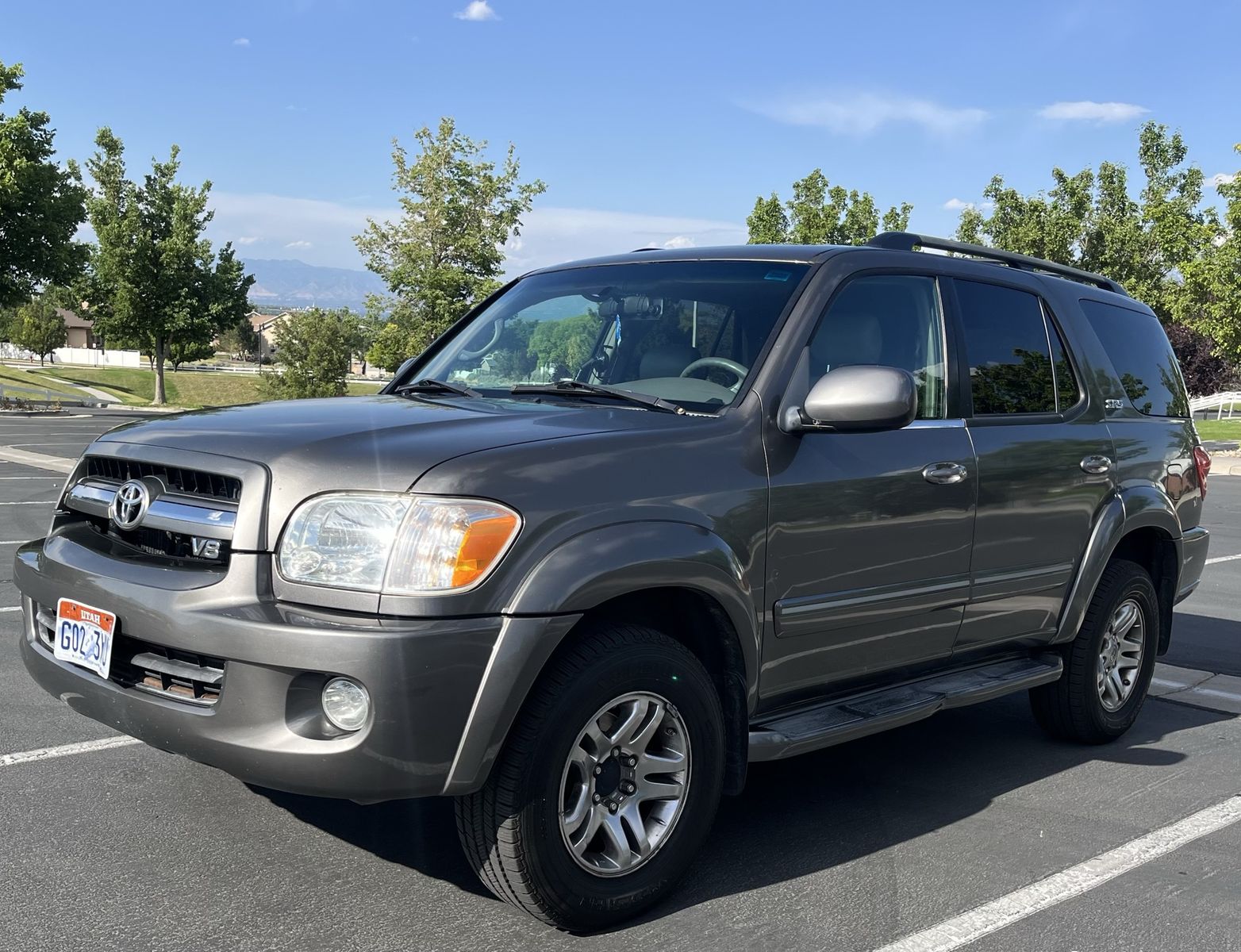 2005 Toyota Sequoia SR5