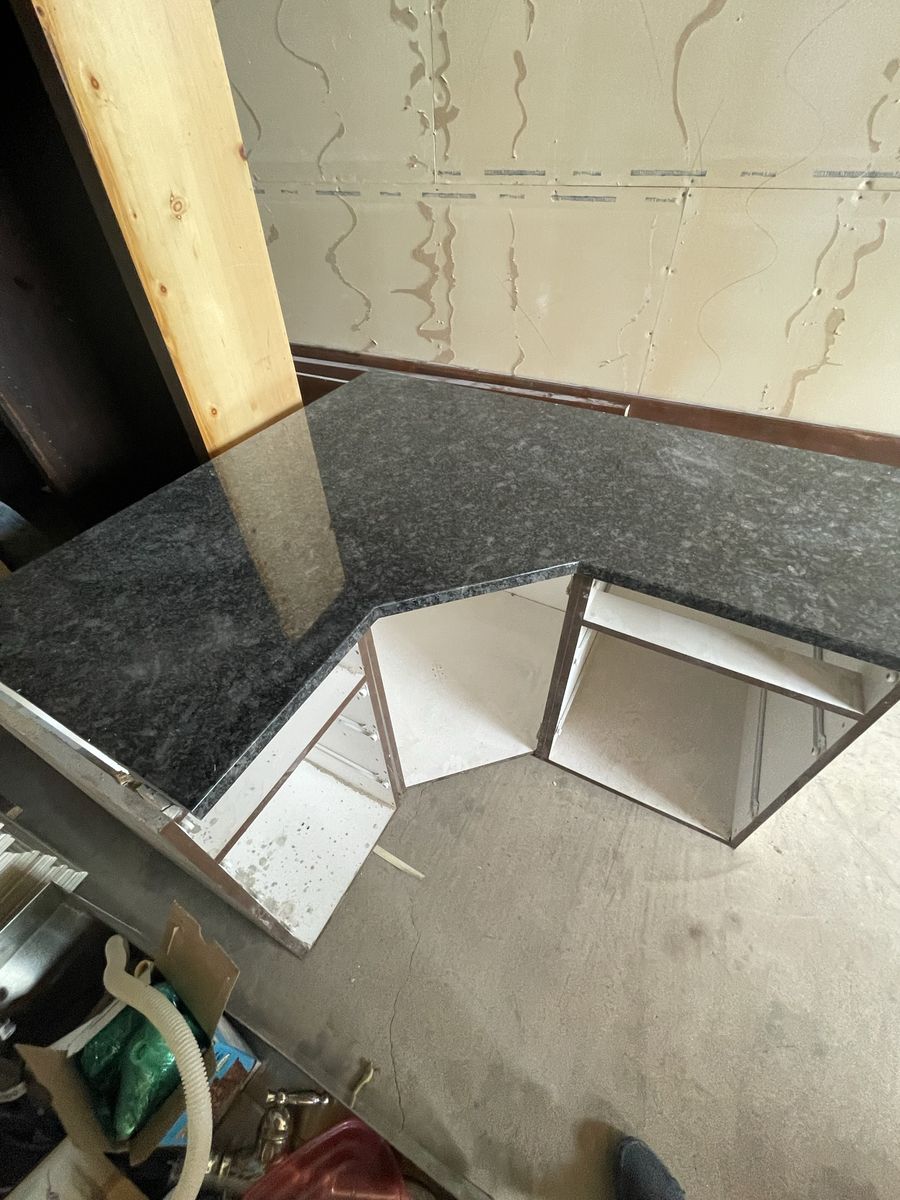 Main image 4