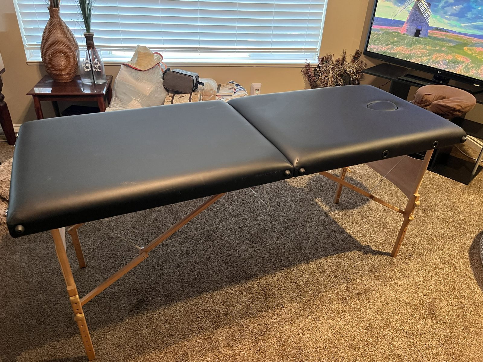 Portable Black Massage Table with Wooden Frame and Face Cradle