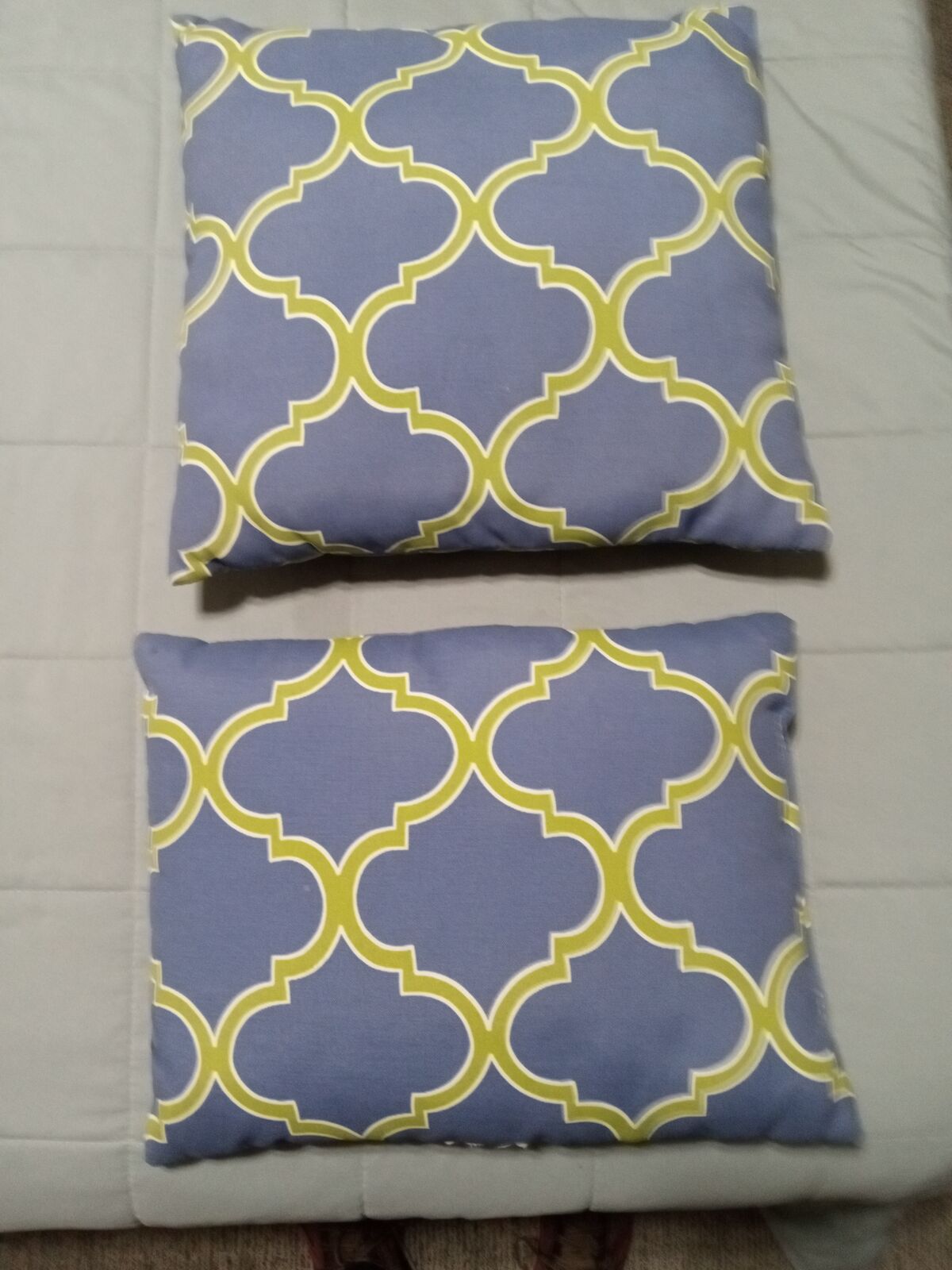 Outdoor or indoor arabesque pattern Throw pillows blue green