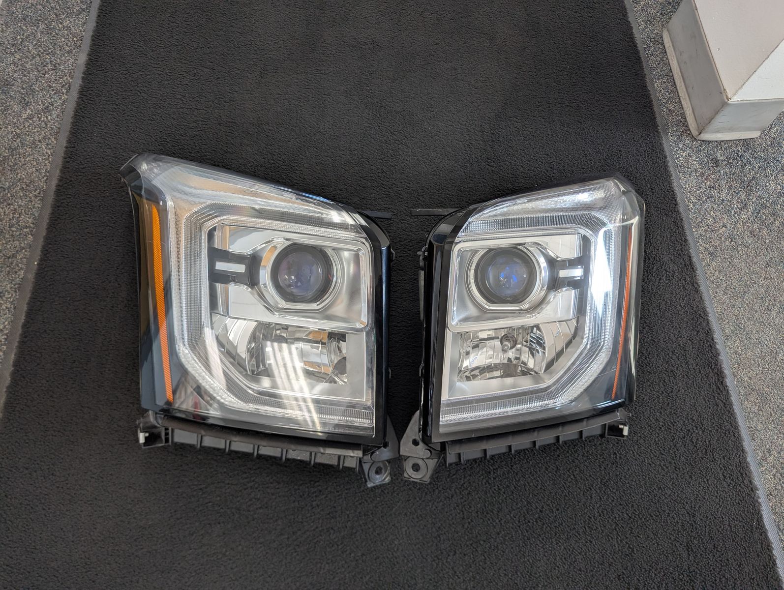 2015–2020 GMC Yukon Headlights – Aftermarket Set, Great Condition