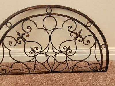 Decorative Iron Scroll Wall Decor - Arched Metal Art for Home & Garden, Brown Tones