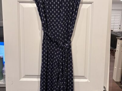 Darling Women’s Romper Size Medium