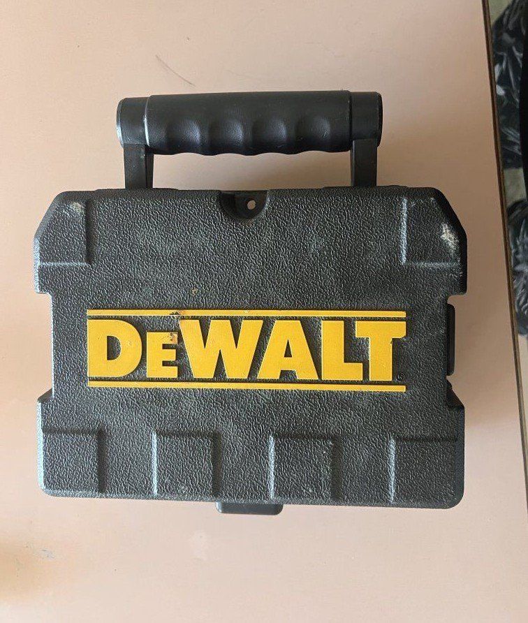 DeWalt Self-Leveling 4-Beam Laser Level with Hard Storage Case and Manual