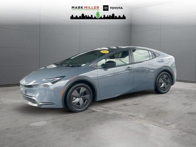 2025 Toyota Prius LE