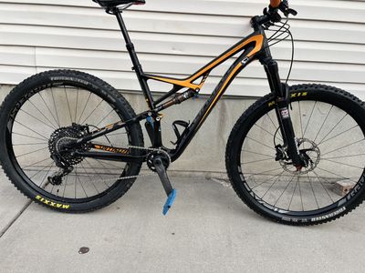 Specialize Stumpjumper Expert Evo