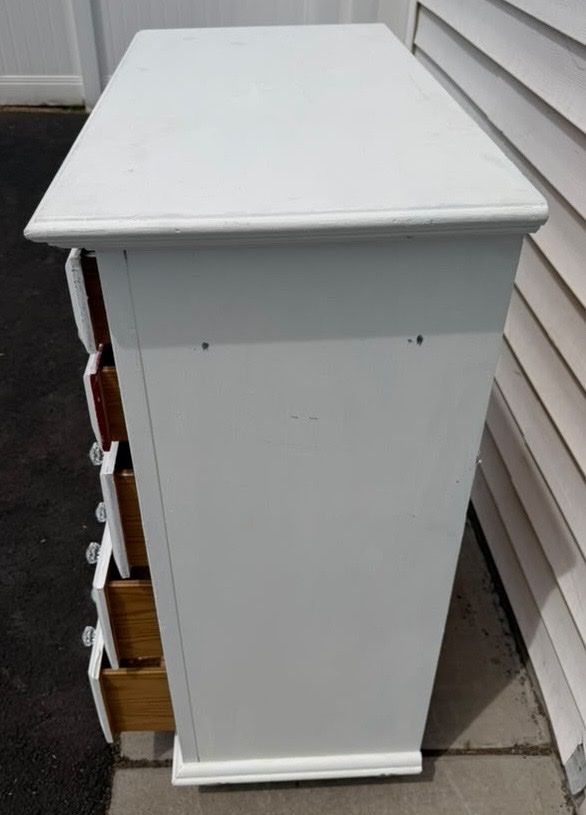 Main image 6