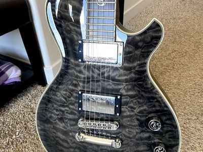 RARE Michael Kelly Patriot Glory Electric Guitar No Scratches No Dents includes hard case