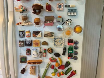 1980’/1990’s VTG Collector Refrigerator Magnets