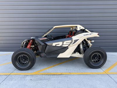 2022 Can-Am® Maverick X3 X rs Turbo RR Desert Tan / Carbon Black / Can-am Red