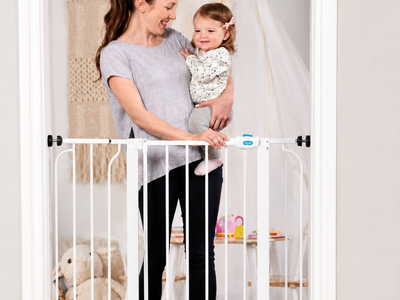 Regalo Extra Wide Safety Gate – White Metal Baby/Pet Gate