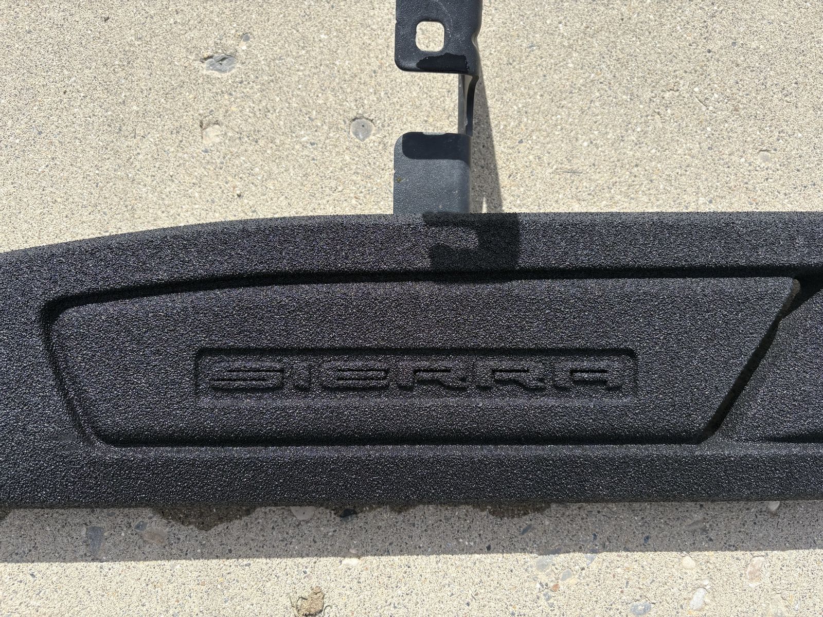 GMC Sierra OEM Running boards 500$ fits 1500, 2500, and 3500 GMC Sierra and Chevy Pickups