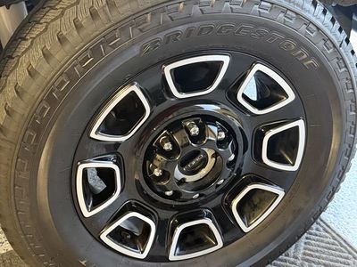 Ford F-250/F-350 OEM 20" Wheels & Bridgestone LT275/65R20 Tires Set of 4