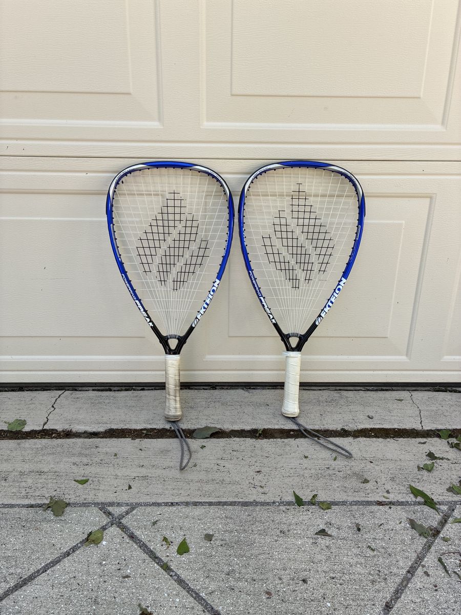 Racquetball racquets