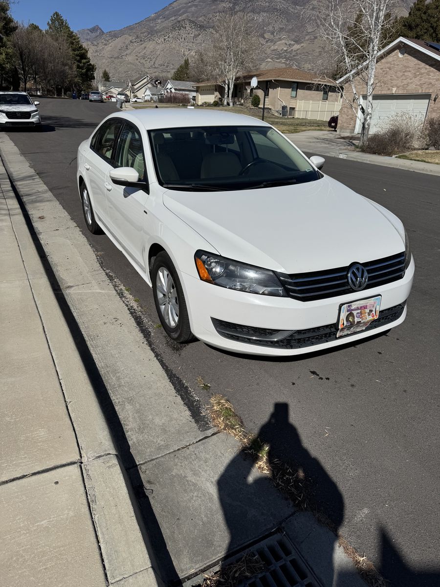 2014 VOLKSWAGEN PASSAT 1.8T Wolfsburg Edition