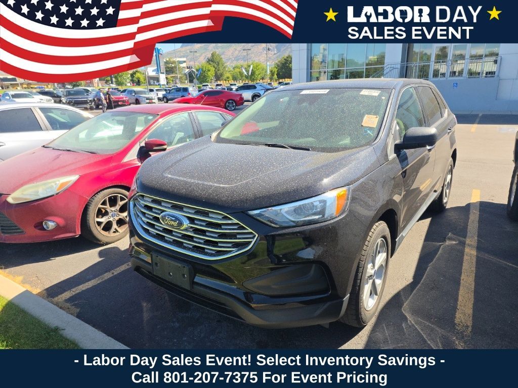 2022 Ford Edge SE