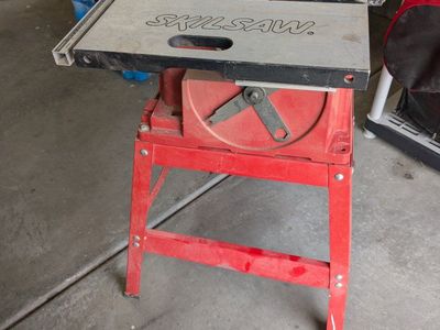 10" skilsaw table saw.