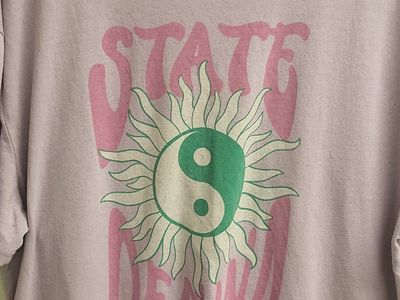 State of Mind Lavender Purple Graphic Tee Shirt size XL